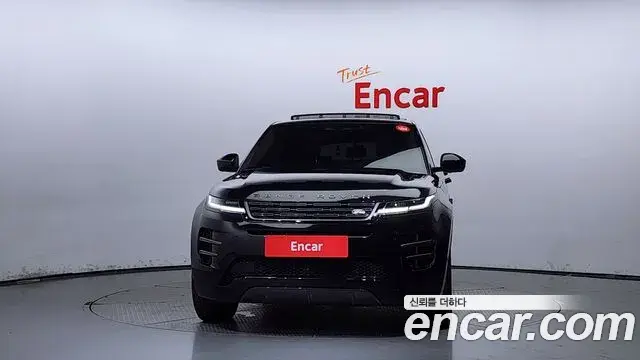 Land Rover Range Rover Evoque 2024 — Фото 3/20