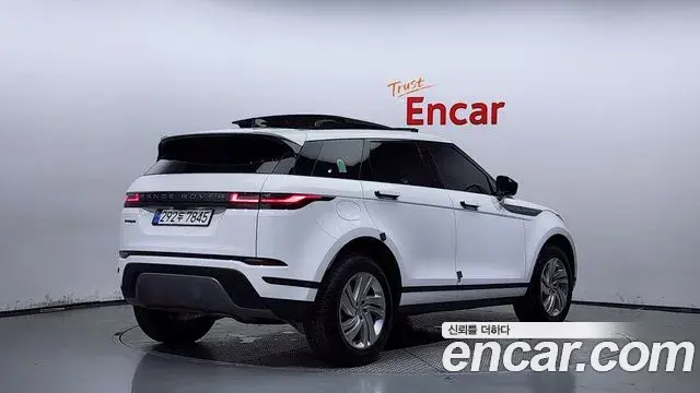 Land Rover Range Rover Evoque 2024 — Фото 2/20
