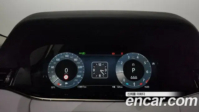 Land Rover Range Rover Evoque 2024 — Фото 8/20