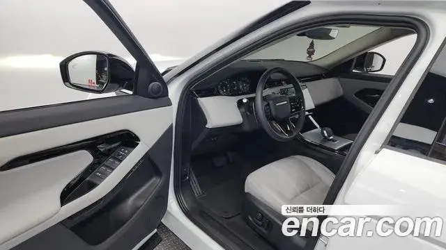 Land Rover Range Rover Evoque 2024 — Фото 10/20