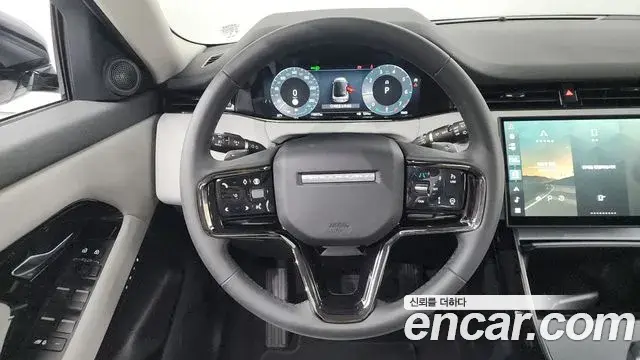 Land Rover Range Rover Evoque 2024 — Фото 13/20