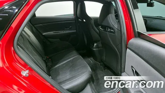 Hyundai The New Avante Hybrid 2021 — ფოტო 15/20