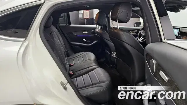 Mercedes-Benz GLC-Class 2020 — ფოტო 2/20
