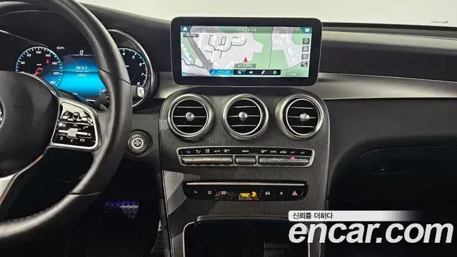 Mercedes-Benz GLC-Class 2020 — ფოტო 8/20