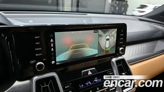 Kia Sorento 2023 — Фото 20/20