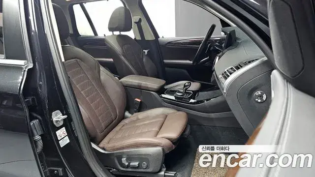 BMW X3 2023 — Фото 10/20