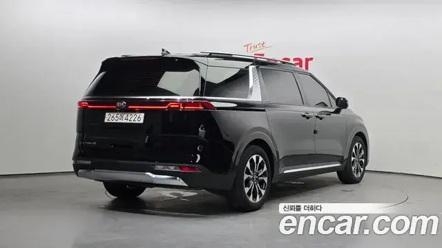 Kia Carnival 2021 — Photo 11/20