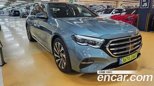 Mercedes-Benz E-Class 2024 — ფოტო 10/20