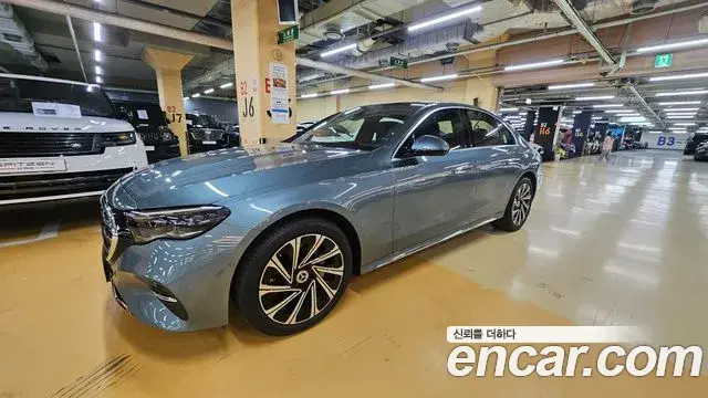 Mercedes-Benz E-Class 2024 — ფოტო 2/20