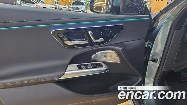Mercedes-Benz E-Class 2024 — ფოტო 9/20