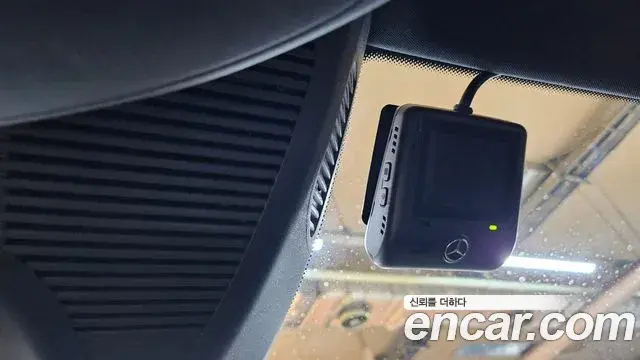Mercedes-Benz E-Class 2024 — ფოტო 3/20
