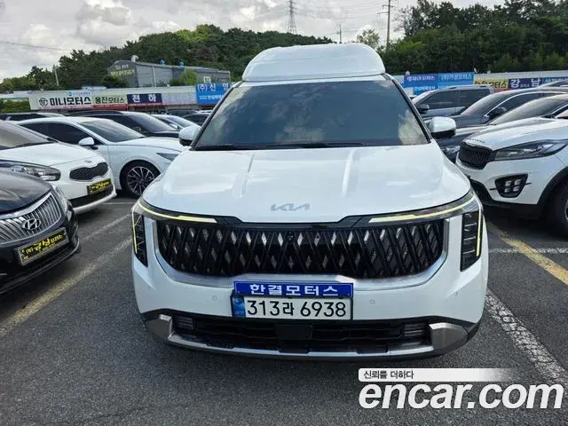 Kia Carnival 2024 — Фото 2/20
