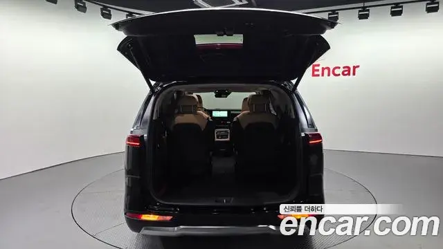 Kia Carnival 2023 — Şəkil 2/20