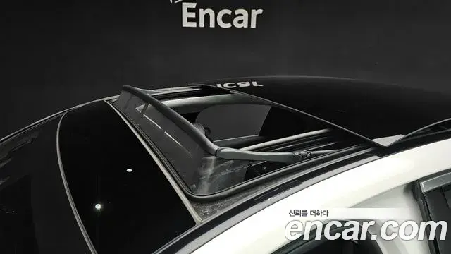 Mercedes-Benz E-Class 2025 — Şəkil 16/20