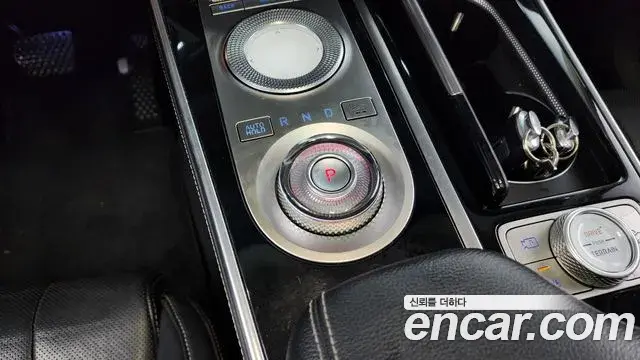 Genesis GV80 2020 — Şəkil 10/20