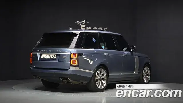 Land Rover Range Rover 2018 — Şəkil 13/20