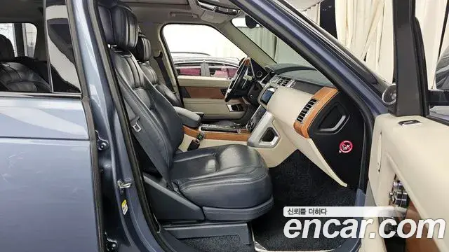 Land Rover Range Rover 2018 — Şəkil 10/20