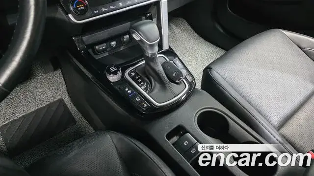 Kia Seltos 2019 — Photo 1/20