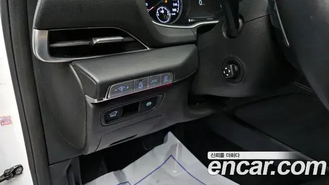 Genesis GV80 2020 — Şəkil 18/20