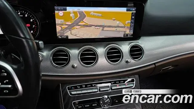 Mercedes-Benz E-Class 2020 — Şəkil 3/20
