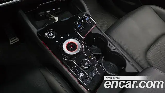 Kia Sportage 2023 — Şəkil 19/20