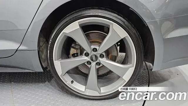 Audi A5 2019 — Şəkil 12/20
