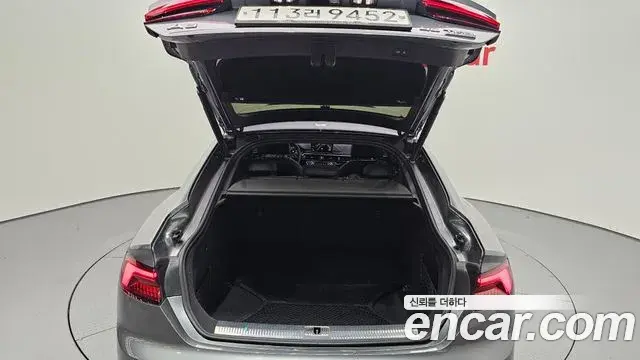 Audi A5 2019 — Şəkil 10/20