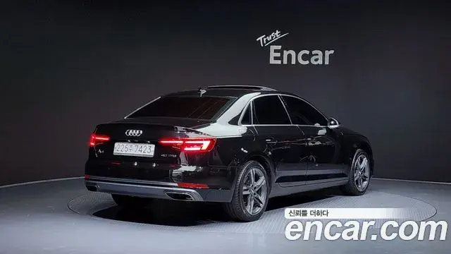 Audi A4 2019 — ფოტო 10/20
