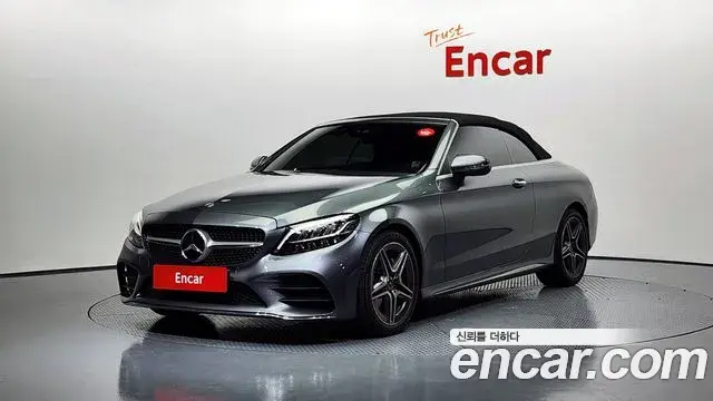 Mercedes-Benz C-Class 2019 — Photo 17/20
