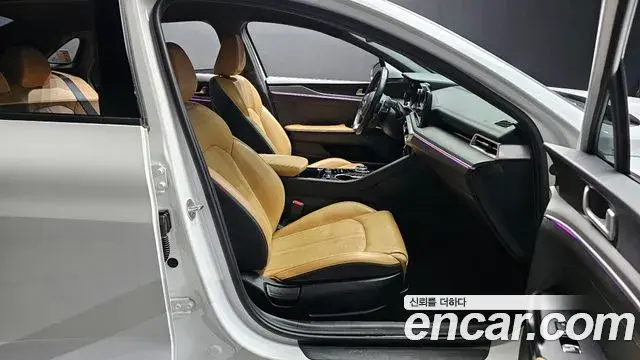 Kia K5 2020 — ფოტო 13/20