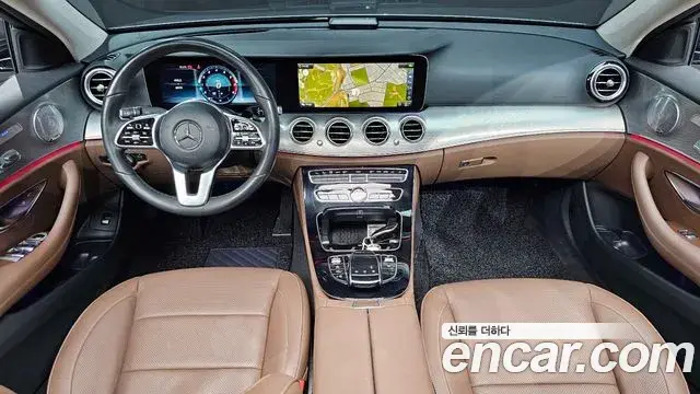 Mercedes-Benz E-Class 2019 — Şəkil 18/20