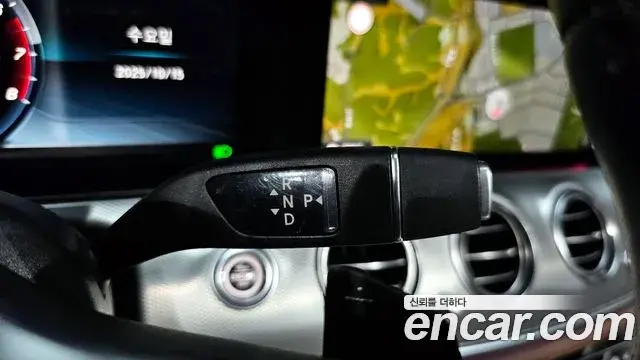 Mercedes-Benz E-Class 2019 — Şəkil 15/20