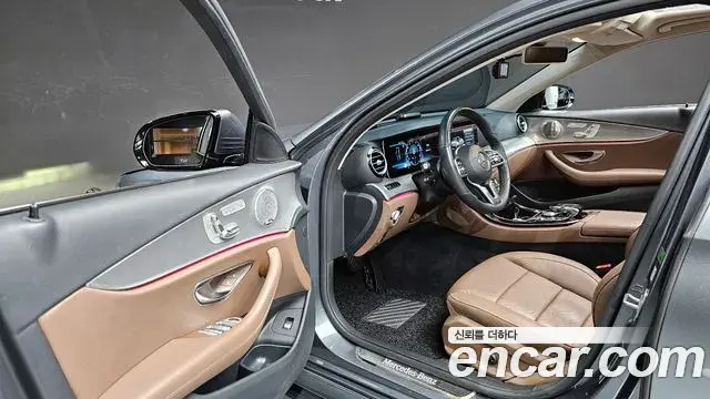 Mercedes-Benz E-Class 2019 — Şəkil 12/20