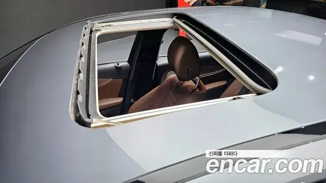 Mercedes-Benz E-Class 2019 — Şəkil 13/20