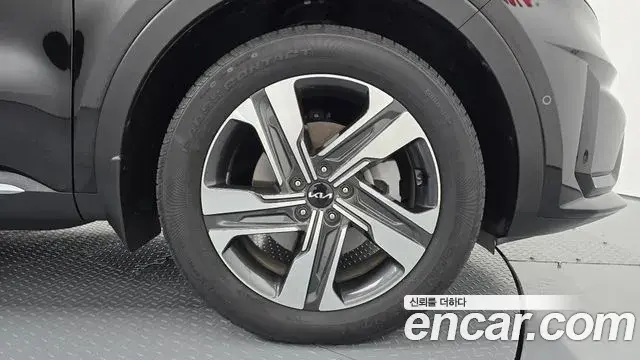 Kia Sorento 2023 — Photo 2/20