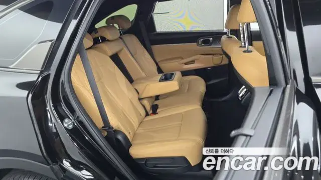 Kia Sorento 2023 — Photo 19/20