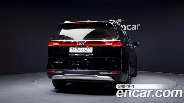 Kia Carnival 2022 — Фото 3/20