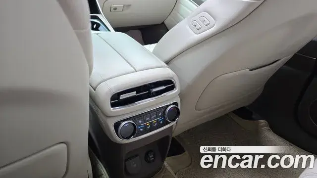 Genesis GV80 2020 — Şəkil 18/20