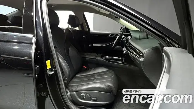 Genesis G80 2020 — Photo 2/20