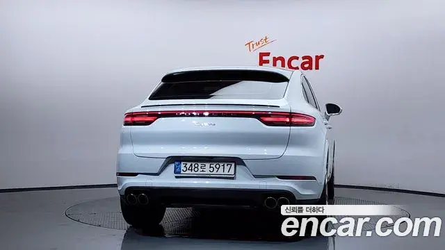 Porsche Cayenne 2022 — Фото 4/20