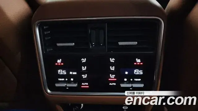 Porsche Cayenne 2022 — Фото 19/20