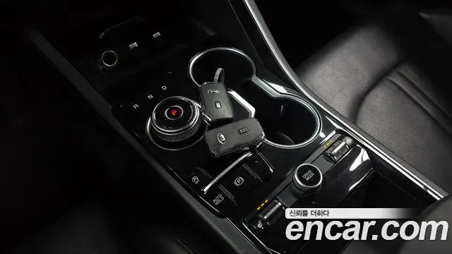 Kia K5 2021 — ფოტო 13/20