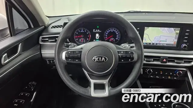 Kia K5 2021 — ფოტო 19/20