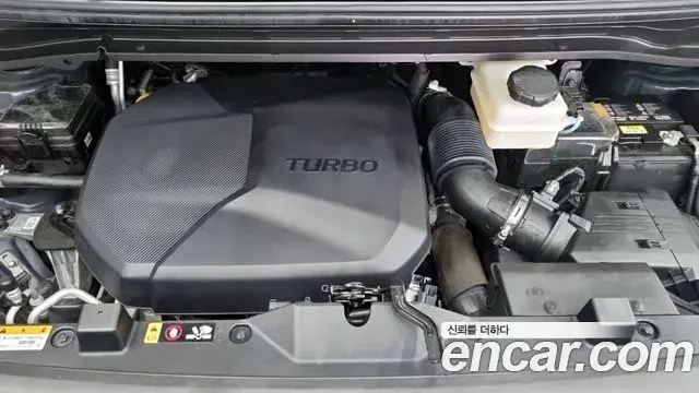 Hyundai Staria 2021 — ფოტო 17/20