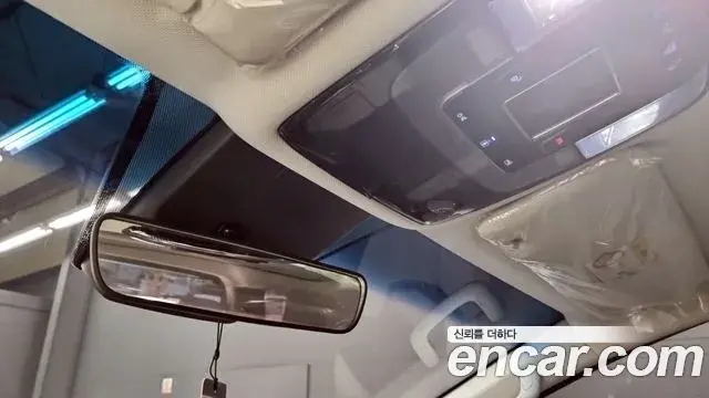 Hyundai Staria 2021 — ფოტო 12/20