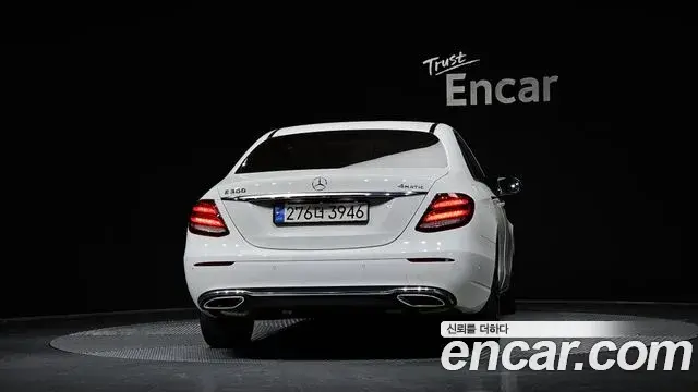 Mercedes-Benz E-Class 2018 — Şəkil 7/20