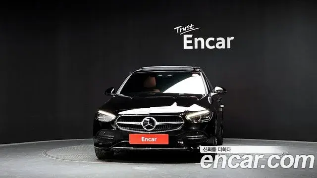 Mercedes-Benz C-Class 2023 — Şəkil 7/20