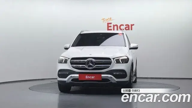 Mercedes-Benz GLE-Class 2019 — Фото 3/20