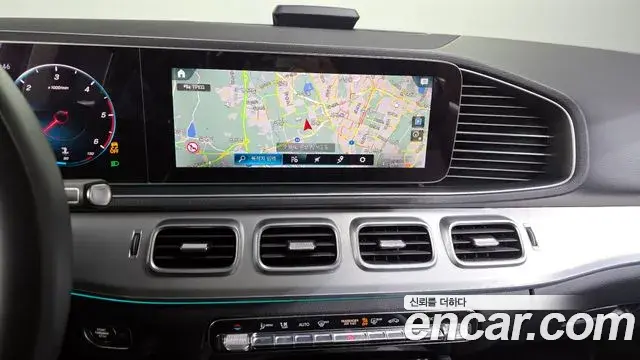 Mercedes-Benz GLE-Class 2019 — Фото 14/20