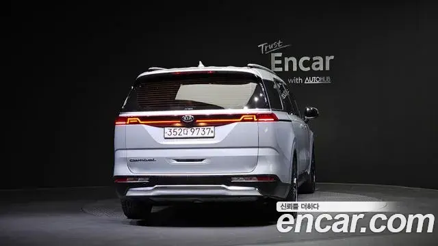 Kia Carnival 2020 — Фото 4/20